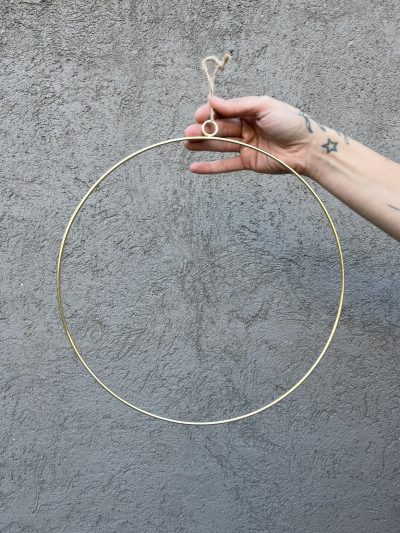 Base Dorada para Coronas (30 cms)